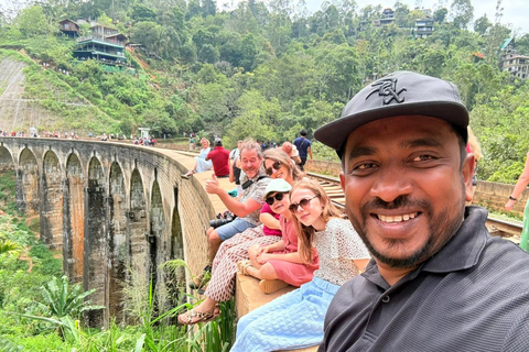 Kandy: Road-to-Rail Journey to Ella via Nuwara Eliya