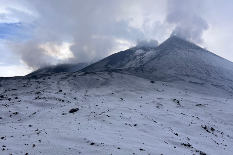 Etna in de winter: excursie naar 3000 meter met kabelbaan en gids