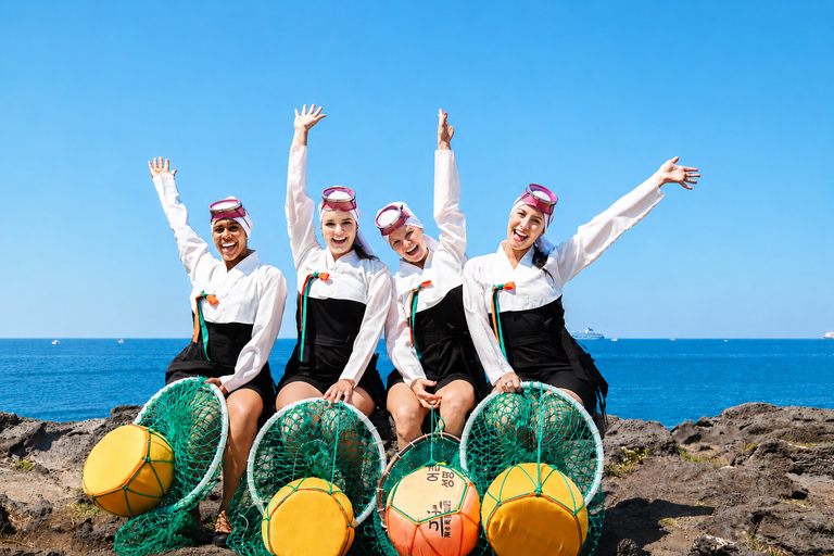 Jeju: Haenyeo UNESCO Sea Women Photoshoot Experience
