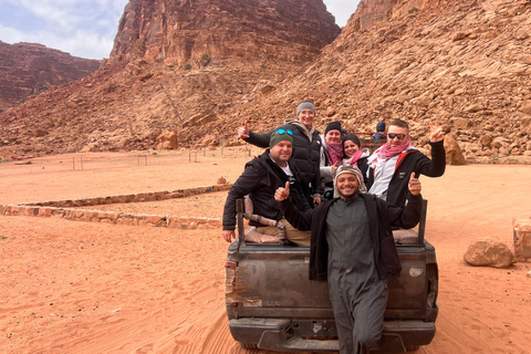 From Wadi Rum: 2-Day Red and White Desert Jeep Tour