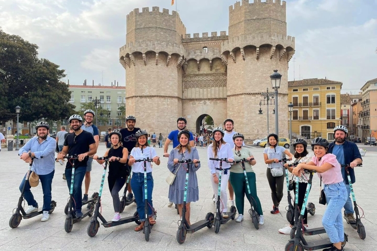 Valencia: Private City Tour on Bike,E-Bike&E-Scooter Bike