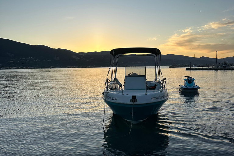 Zakynthos: Private Boat Cruise with Drinks Zakynthos: 4h Private Cruise - North side