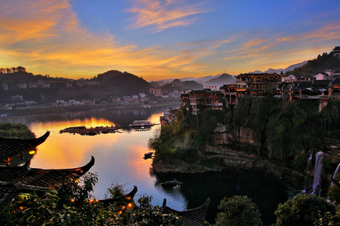 Zhangjiajie: Fenghuang forntida stad + Furong stad 2-dagars tur