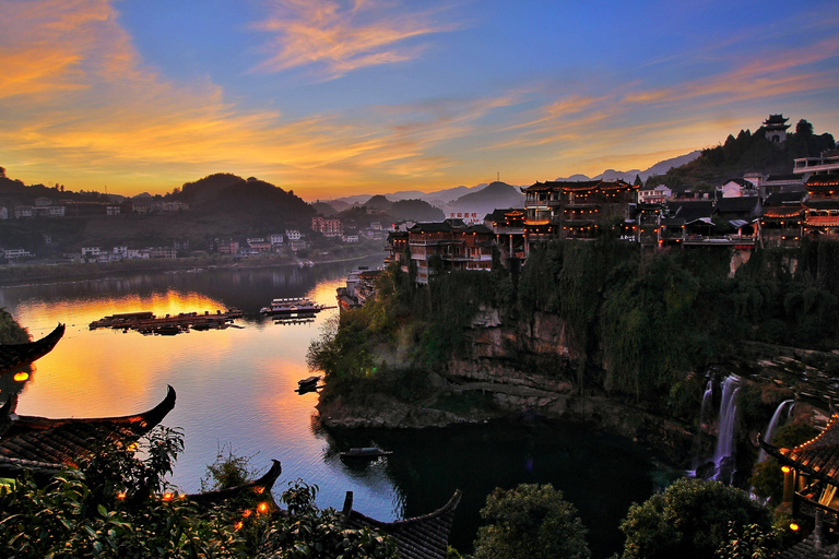 Zhangjiajie: Fenghuang forntida stad + Furong stad 2-dagars tur