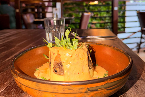 Glasgow: Scottish Food Tasting Experience with Drinks