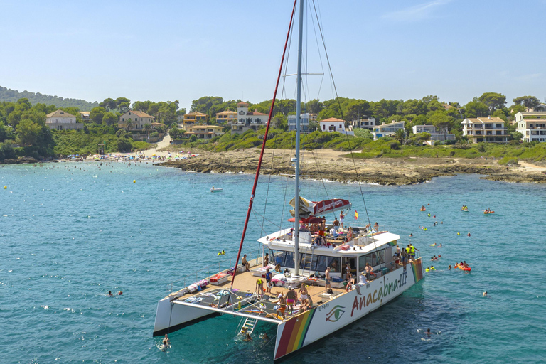 Port d'Alcudia: North Coast Catamaran Cruise with Meal Catamaran Cruise with Lunch