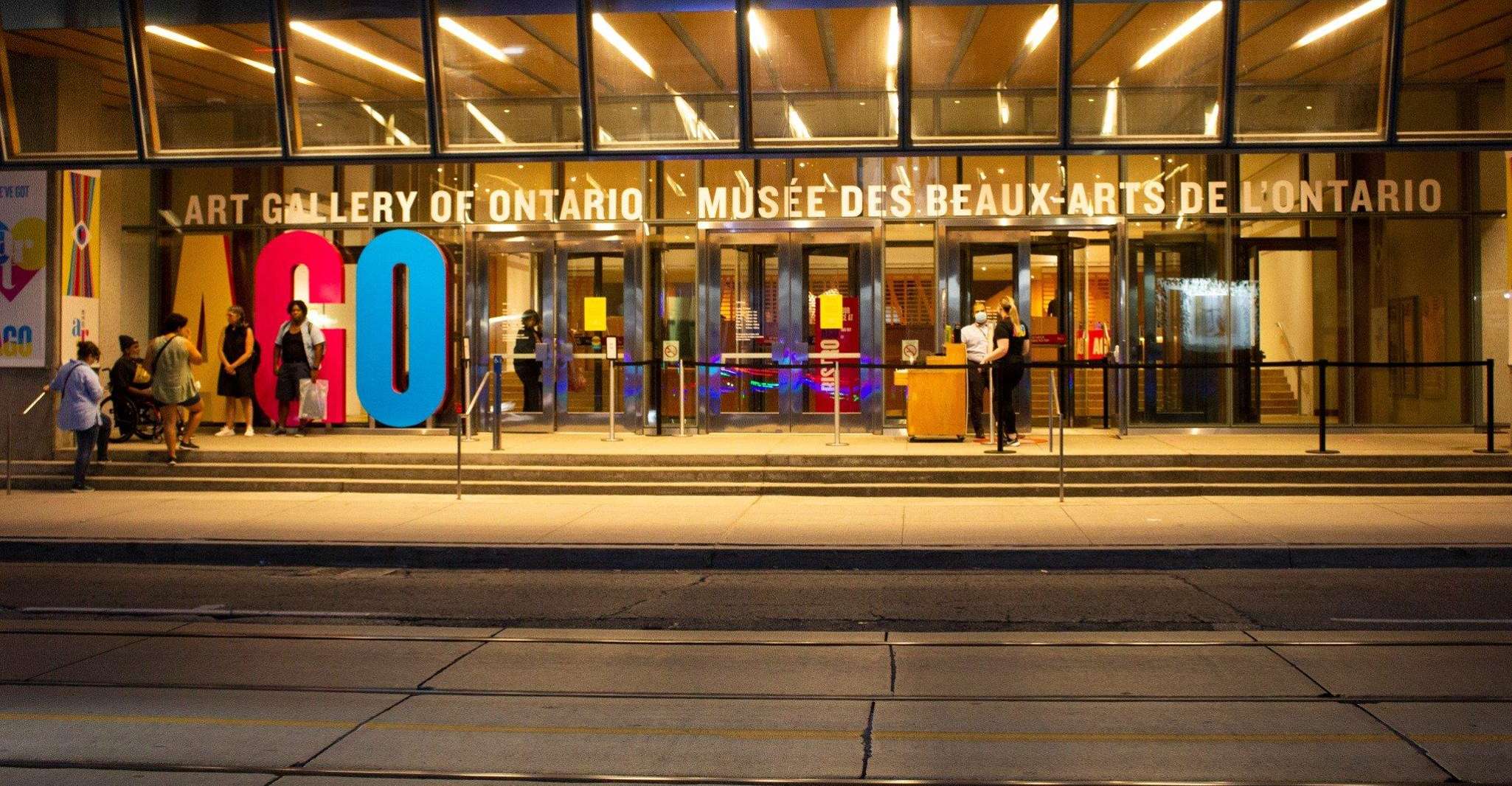 Toronto: City Highlights Express Tour