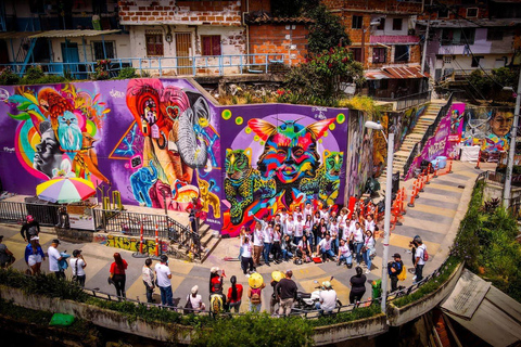 Medellín Comuna 13 Tour, Premium Experience Comuna 13 Medellín Tour, Premium Experience