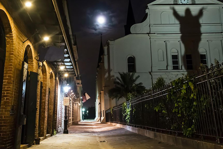 Explore NOLA: Ghosts, Voodoo & Haunted History Walking Tour