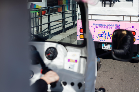 Angers: Street Art ride in an electric Tuk Tuk