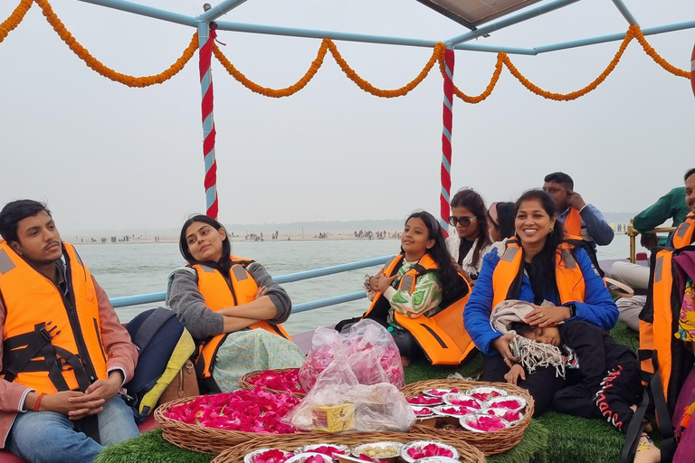 Varanasi: Sunrise Boat Tour & Ghats Experience