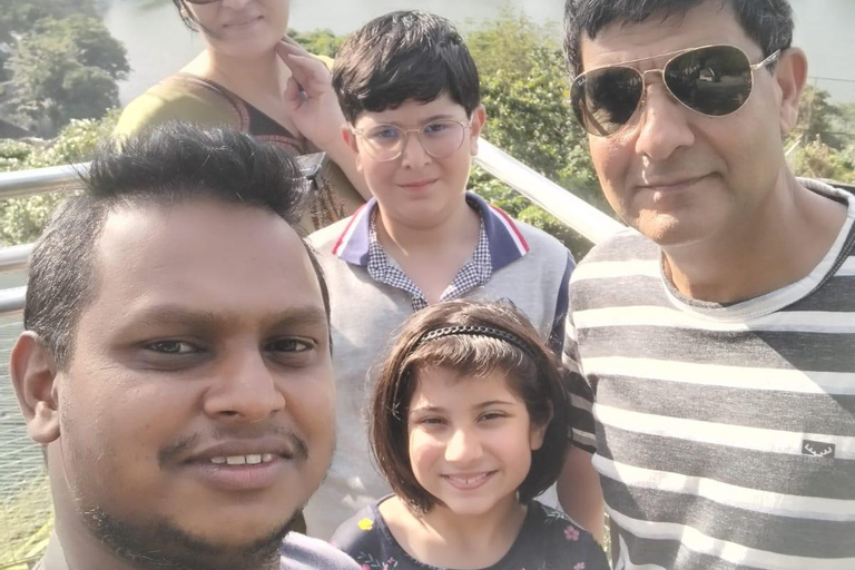 Kandy: Tuk-Tuk Sights, Culture, Shopping & Treatment