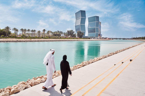 Qatar's Heart & Future: Doha and Lusail Guided City Tour