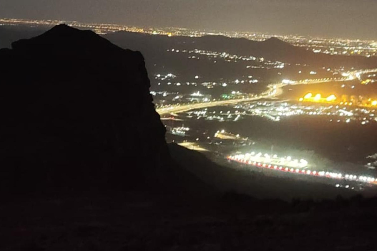 Muscat: Saal Walk Guided Hike with Sunset & City Views Tour