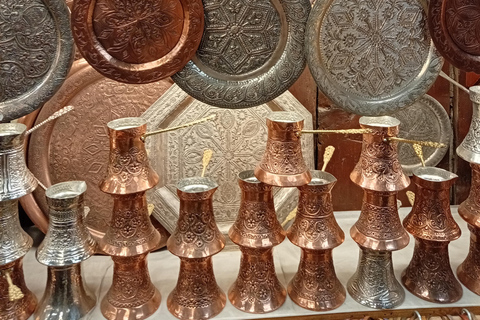 Discover the handicrafts and souvenirs of Sarajevo in Spanish Discover Sarajevo's handicrafts and souvenirs in Spanish