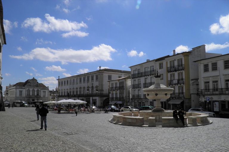 Évora and Megalithic Circuit Private Tour 10H