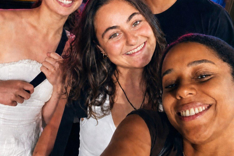 Rio de Janeiro: Rocinha Favela Party & Caipirinha Class