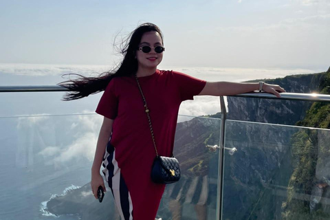 Salalah: Private 5-Day Dhofar Highlights Tour with Guide