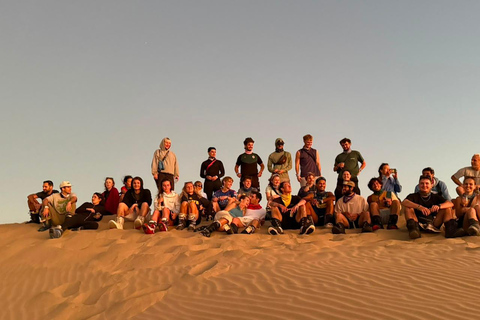 Huacachina: Dune Buggy, Sandboard, Sunset, and Campfire with Cocktails