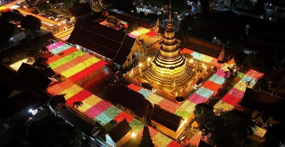 From Chiang Mai: Lamphun Lantern Festival with Transfer