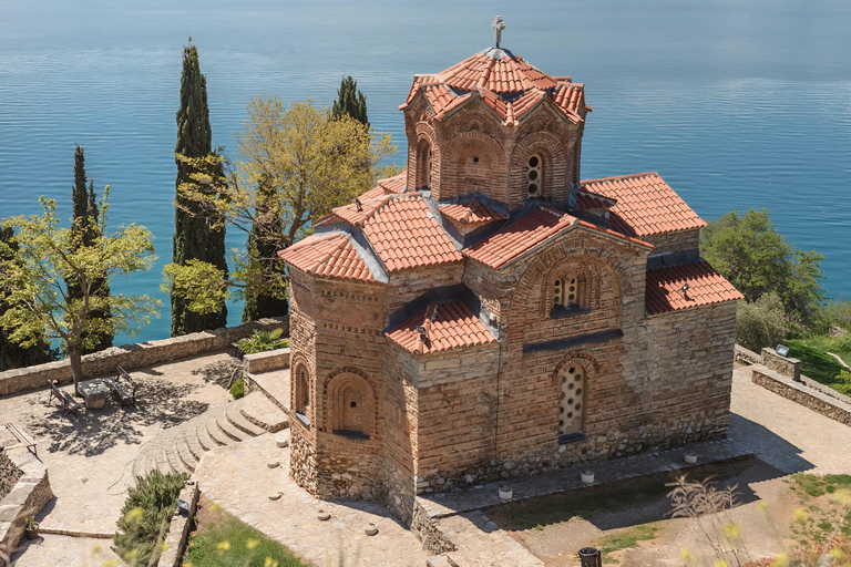 Ohrid, Berat, Gjirokastra, & Riviera in 3 Days from Tirana