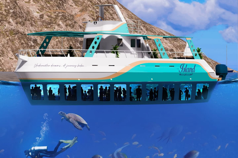 Mascate: excursión en semisubmarino con snorkel y paseo en barco