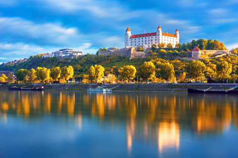 Slowakisches Nationalmuseum mit Burg Bratislava Private Tour