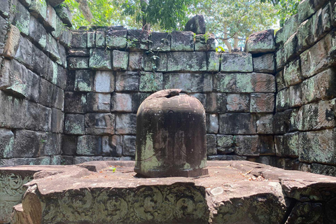 Siem Reap: Cachoeira Phnom Kulen e viagem de 1 dia a Koh KerCachoeira Phnom Kulen e Koh Ker com guia que fala inglês