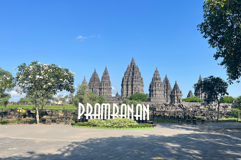 Salita al tempio di Borobudur e tempio di Prambanan 1 giorno