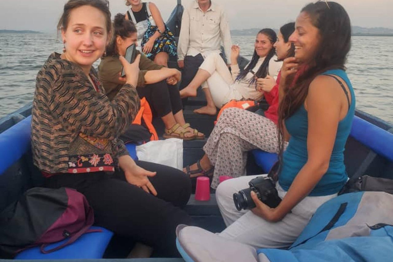 Entebbe: tour in barca alla ricerca del becco a scarpa nella palude di Mabamba