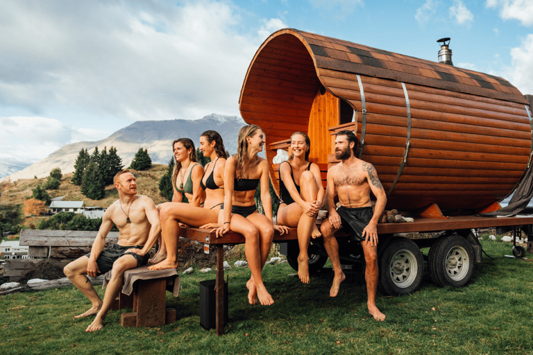 Queenstown: Riverside Sauna and Cold Plunge Experience