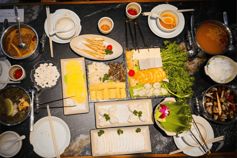 Guangzhou: Traditional Chinese Medicine Wellness Oneday Tour