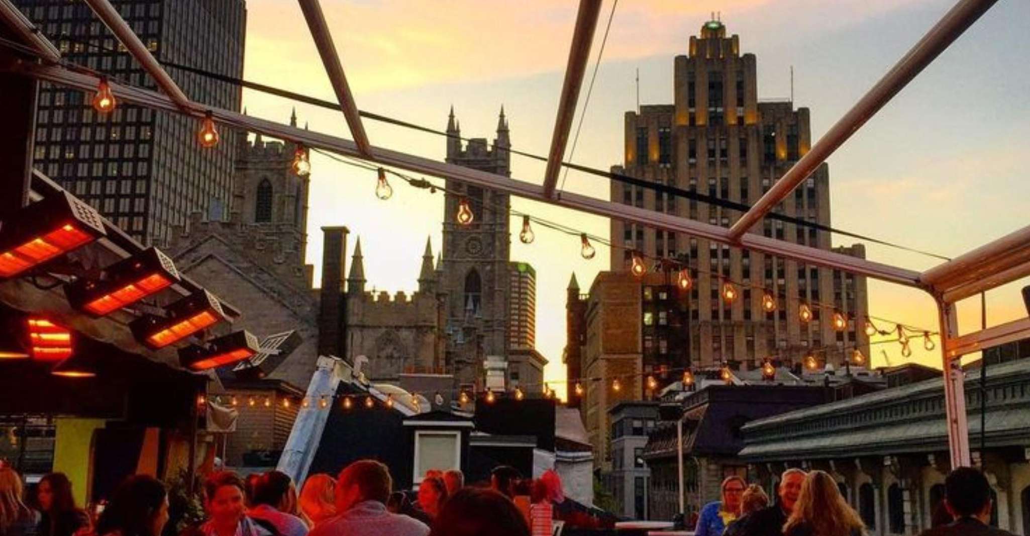 Montreal: Guided Pub Crawl of the City's Skyline Bars photo 7