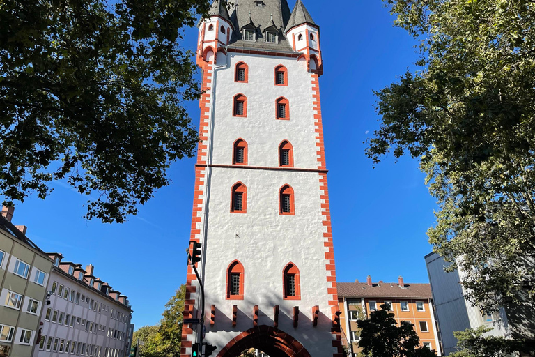 Tussen de Rijn en de sfeer van de oude binnenstad: ontspannen Mainz met een wijntjeTussen de Rijn en de oude stad: relaxte Mainz met een wijntje