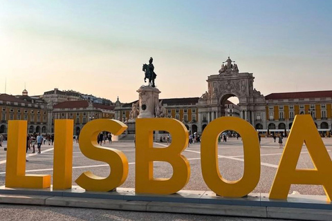 Lisbon: Multilingual Private TukTuk Tour with Live Guide Ultimate Lisbon & Belém Experience 04 hrs(Pick Up+Drop-off)*