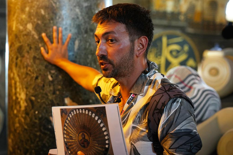 Santa Sofia e Moschea Blu + Cisterna Basilica (opzionale)Tour di Santa Sofia e della Moschea Blu con biglietti d'ingresso inclusi