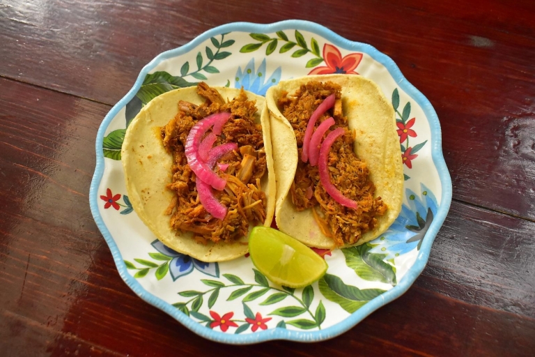 Desde Cancún: Tour guiado de degustación de tacos en Puerto Morelos
