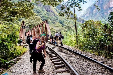 From Cusco: 4-Day Salkantay to Machu Picchu Trek with Meals 4-Day Salkantay Trek (Option 2: Tourist Train)