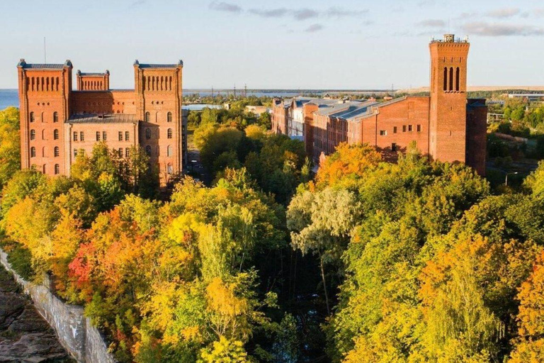 Au départ de Tallinn : excursion d&#039;une journée à Narva et « Vue sur la Russie ».Narva et « Vue sur la Russie » - Excursion d&#039;une journée