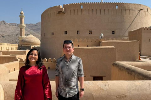 From Muscat: Nizwa, Jabreen, and Bahla Fort Day Sharing Tour