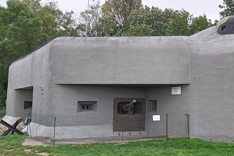 Bratislava: Iron Curtain and Bunker E-Bike Tour