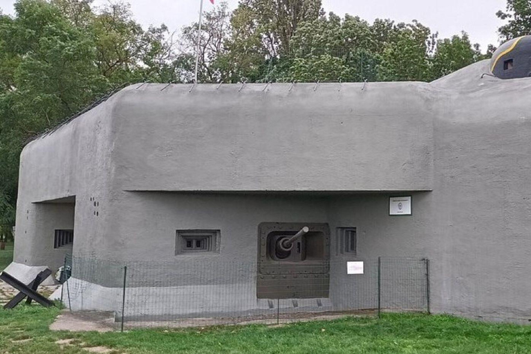 Bratislava: Iron Curtain and Bunker E-Bike Tour