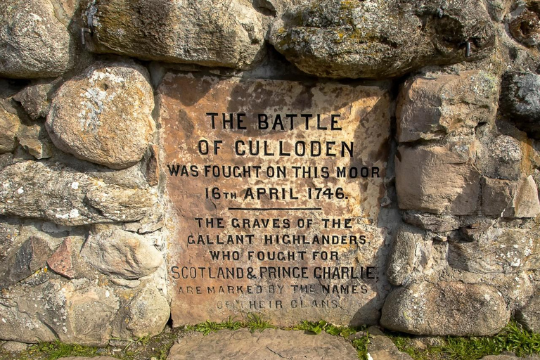 Loch Ness: Urquhart Castle and Culloden Battlefield