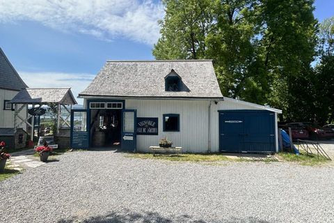 Quebec: Private Historic Tour of Île d'Orléans Quebec: Private historical tour of Île d'Orléans