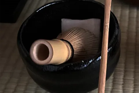 Kioto: spokojna i pełna wdzięku ceremonia parzenia herbaty