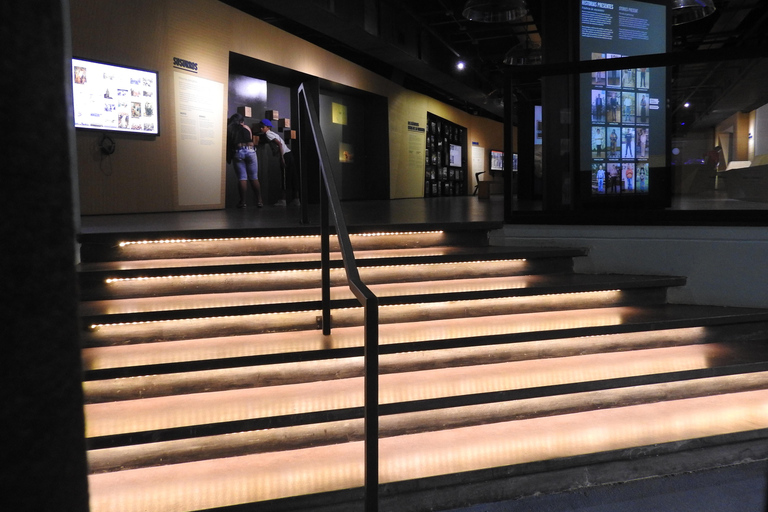 Medellín: Wycieczka z przewodnikiem „Konflikt i transformacjaMedellín: wycieczka z przewodnikiem „Konflikt i transformacja”