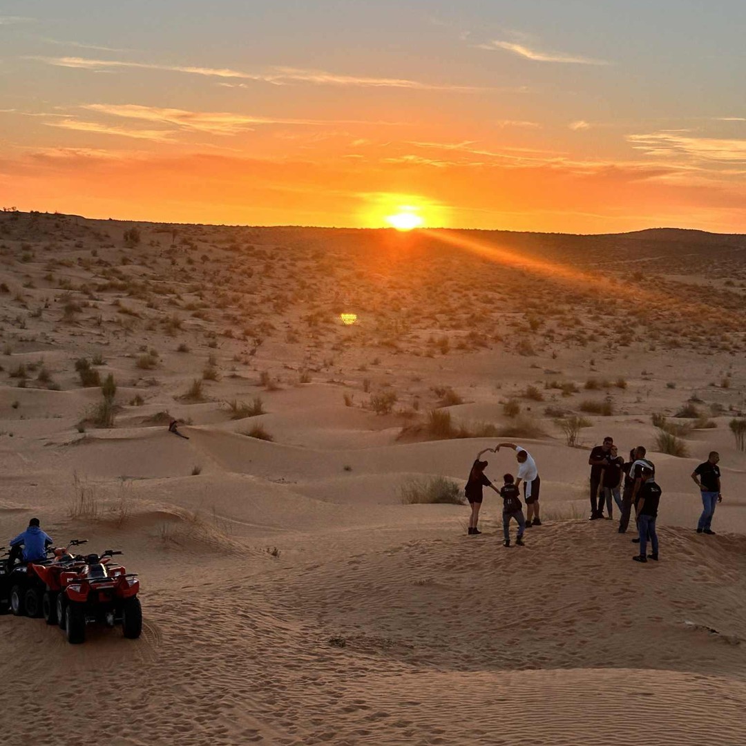 Ksar Ghilane, Tunisia: Sahara Desert 4x4 Tour with a Camel Ride