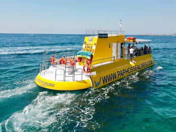 Paphos: Crociera a nuoto nel sottomarino giallo con bevande illimitate