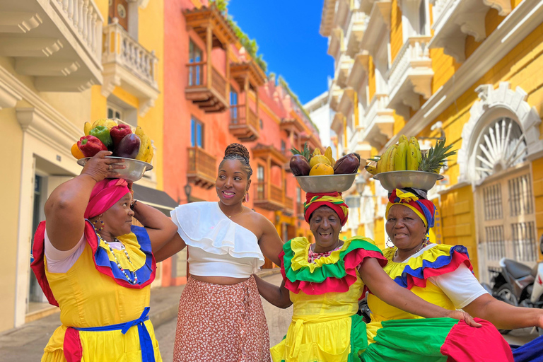 Tour a piedi al tramonto di Cartagena: Storia, mura e Getsemaní