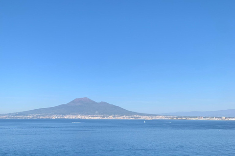 Traslado privado de Nápoles a la costa de Sorrento